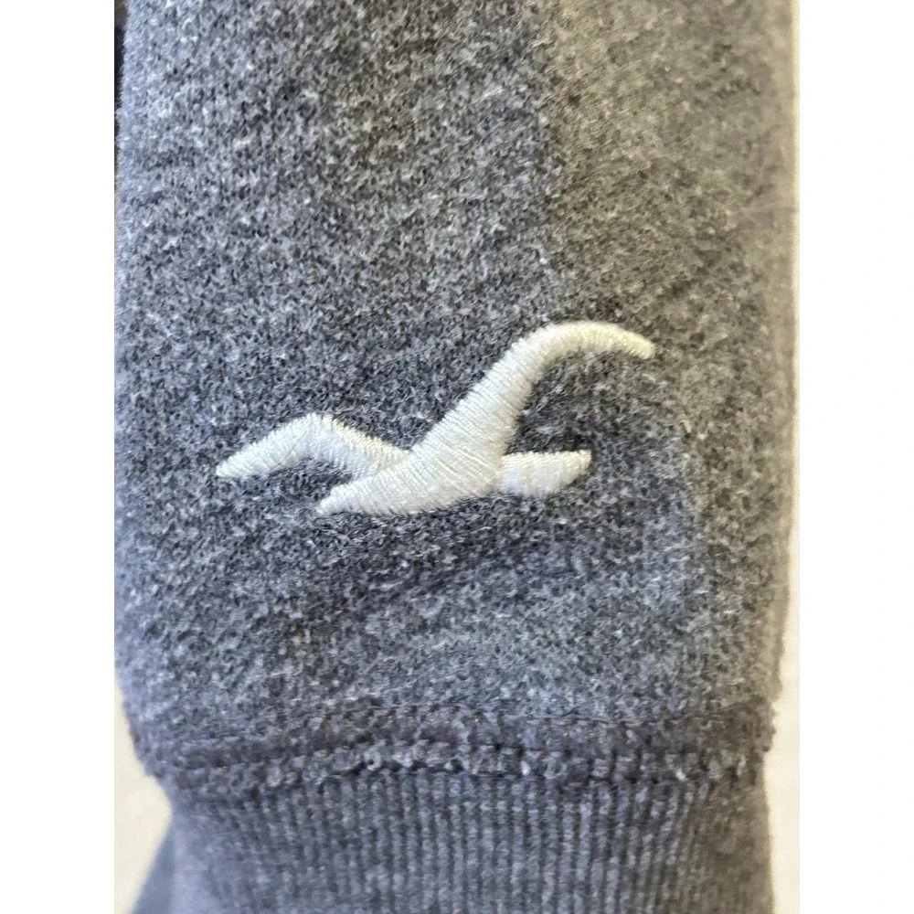 Vintage Y2K Hollister Sweatshirt Size L Gray Shimmer Raglan Scoop Neck Gull Logo